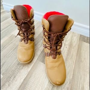 Cougar Original Pillow Boots